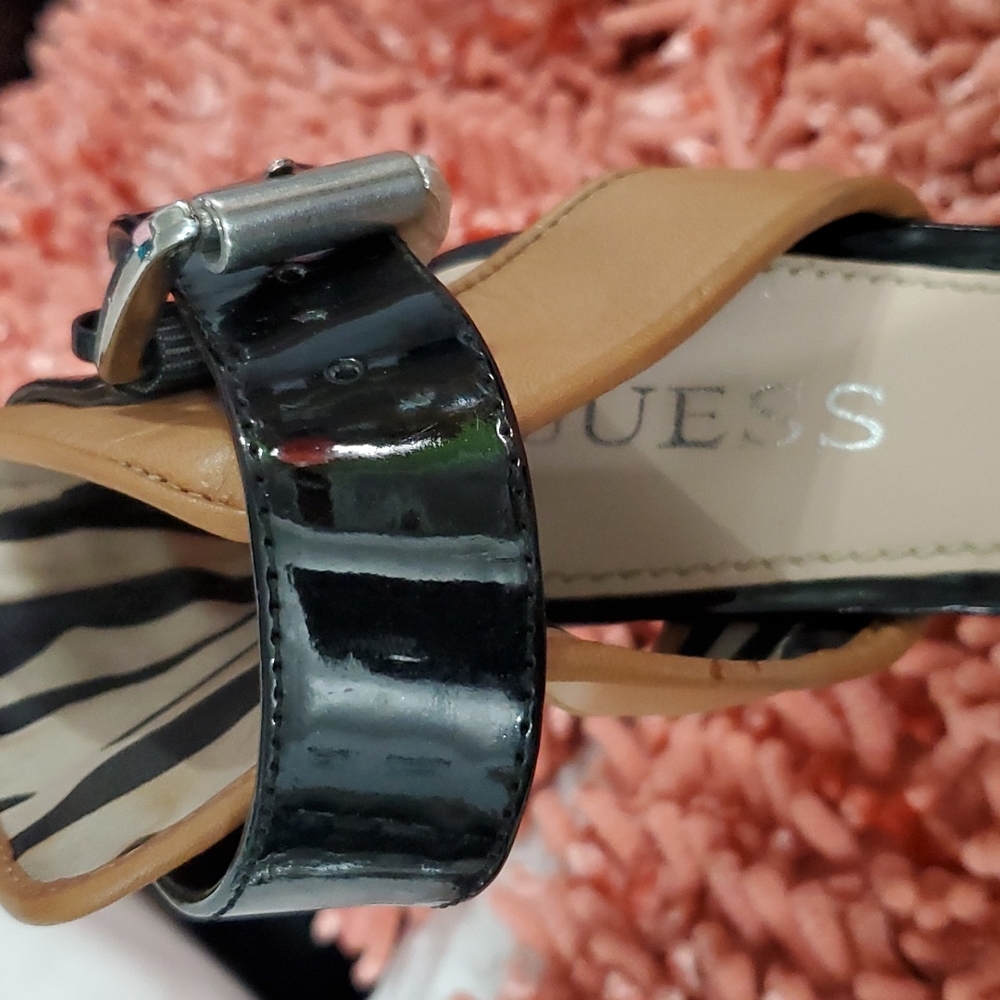 Shoes - Picture 3 of 8